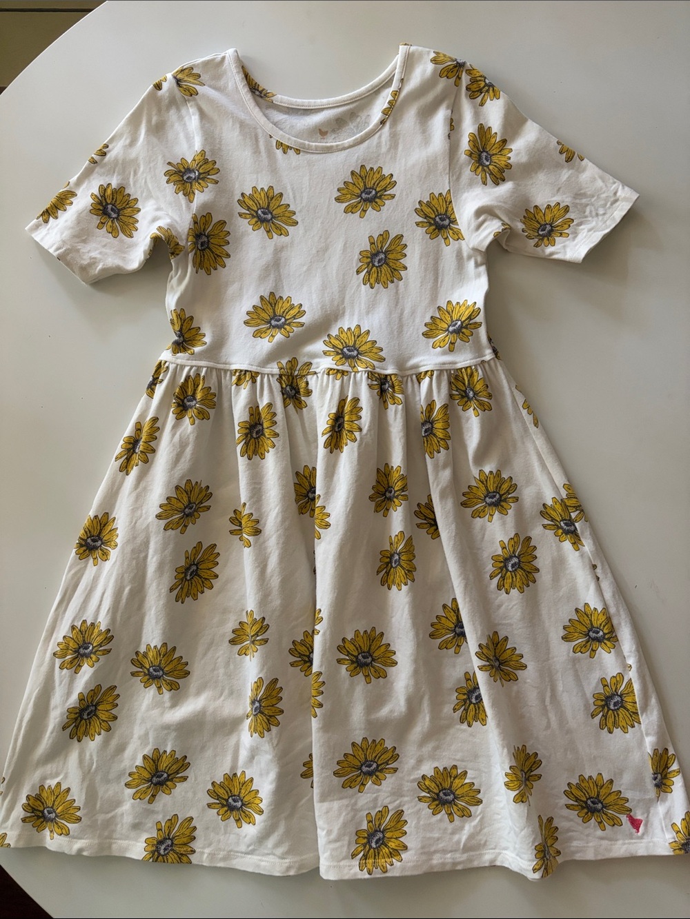 EUC Pink Chicken White Yellow Daisy Print Dress 8